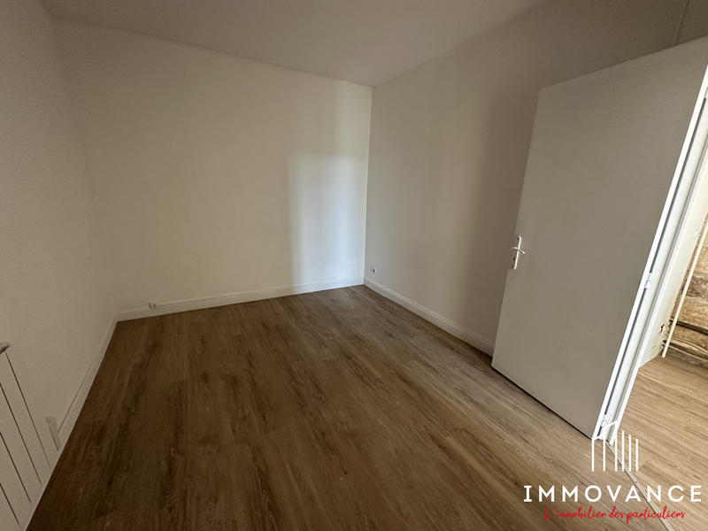 Local d'activités - 90 m² - 3 pièces