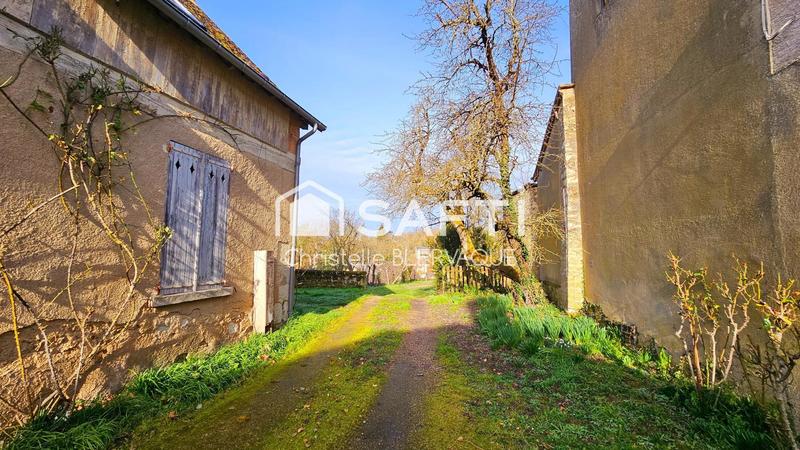 Appartement - 100 m² - 9 pièces