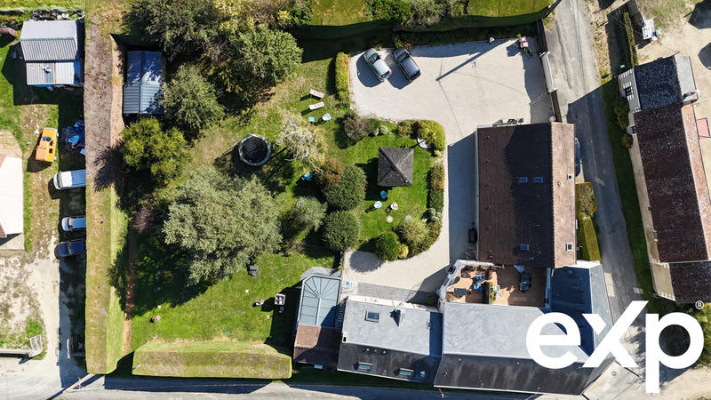 Maison ancienne - 402 m² - 11 pièces