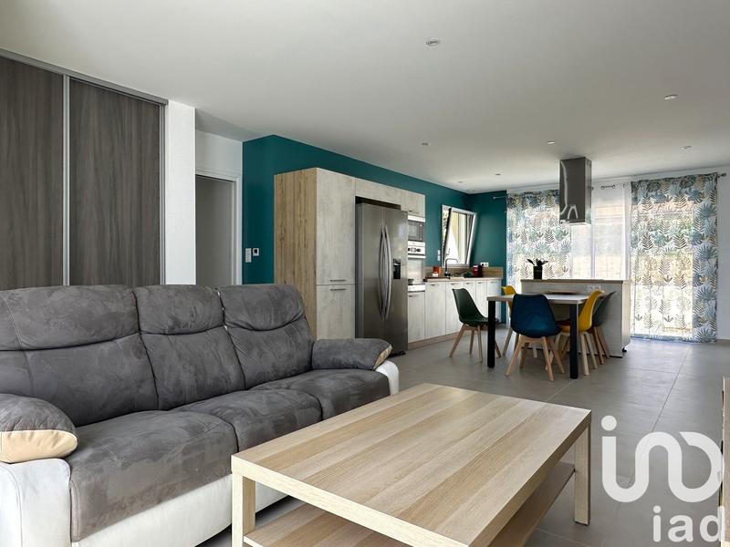 Maison - 93 m² - 4 pièces