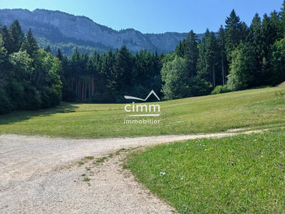 Maison - 240 m² - 4 pièces