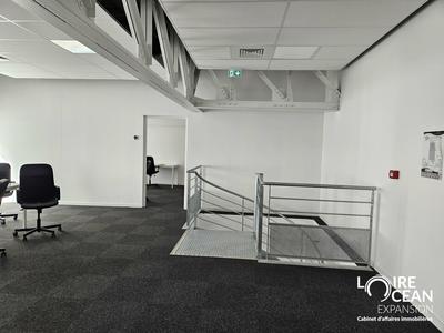Bureau - 480 m²