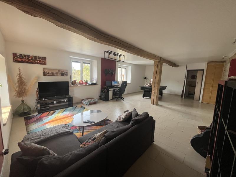 Maison - 249 m² - 6 pièces