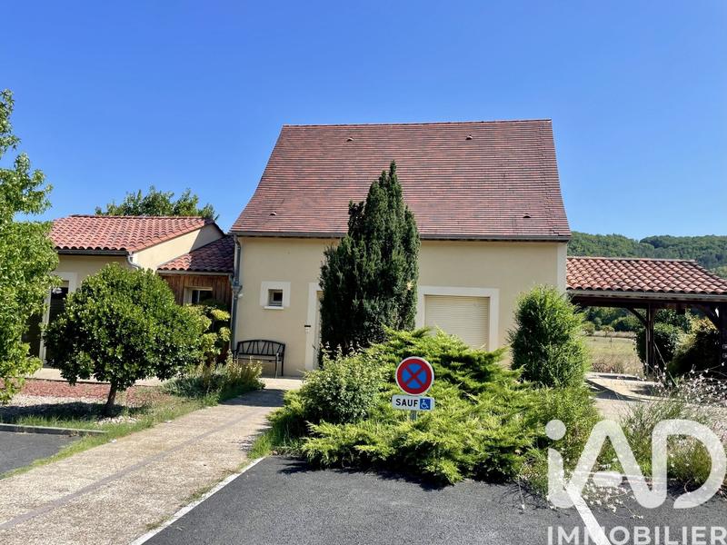 Maison - 110 m² - 6 pièces