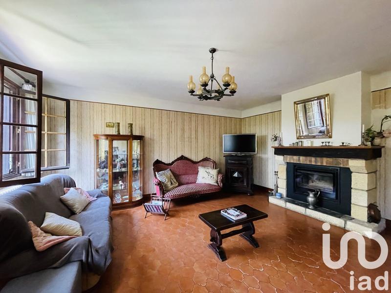 Maison - 230 m² - 6 pièces