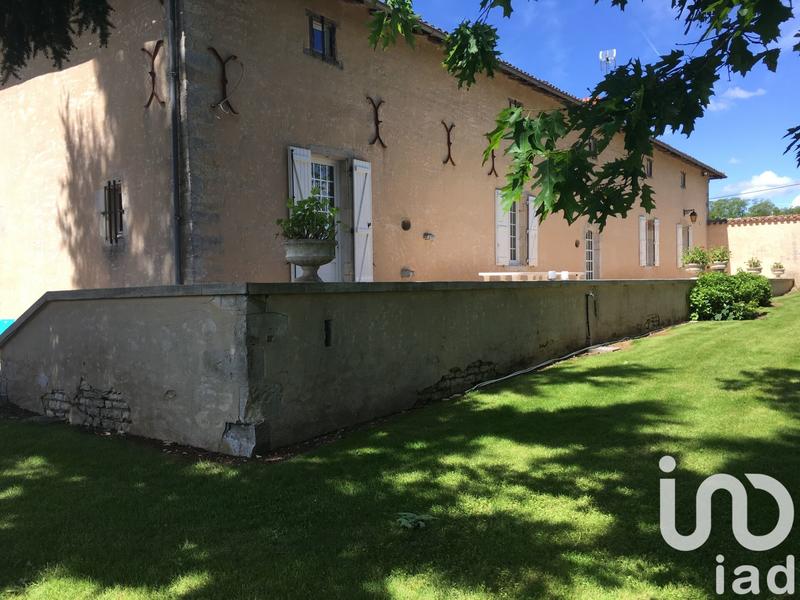 Maison - 284 m² - 10 pièces