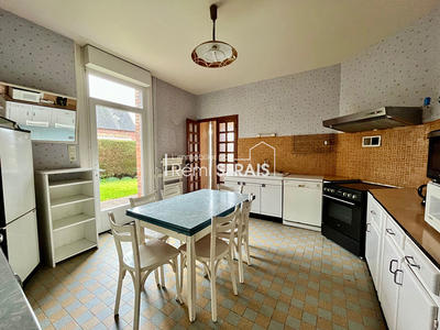 Immeuble - 270 m² - 8 pièces