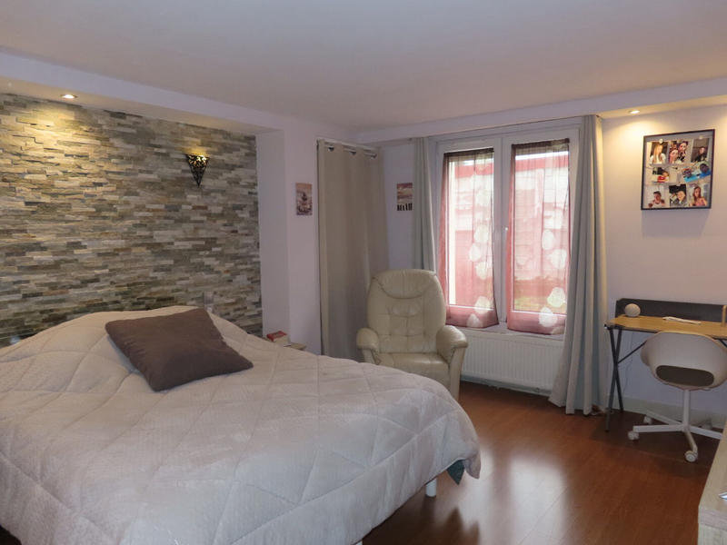 Maison - 110 m² - 6 pièces