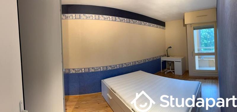 Chambre - 10 m² - 1 pièce