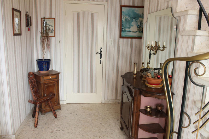 Maison de ville - 200 m² - 9 pièces