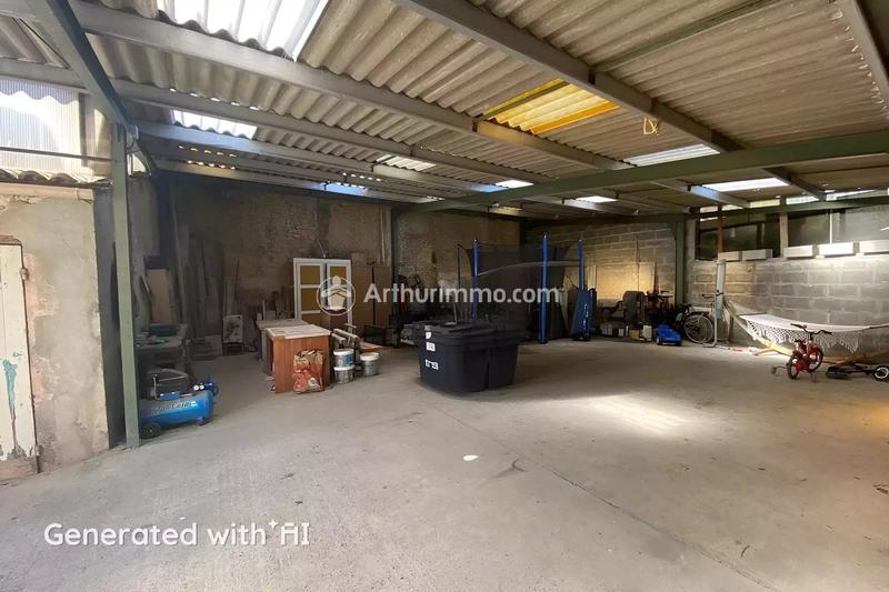 Maison - 201 m² - 6 pièces