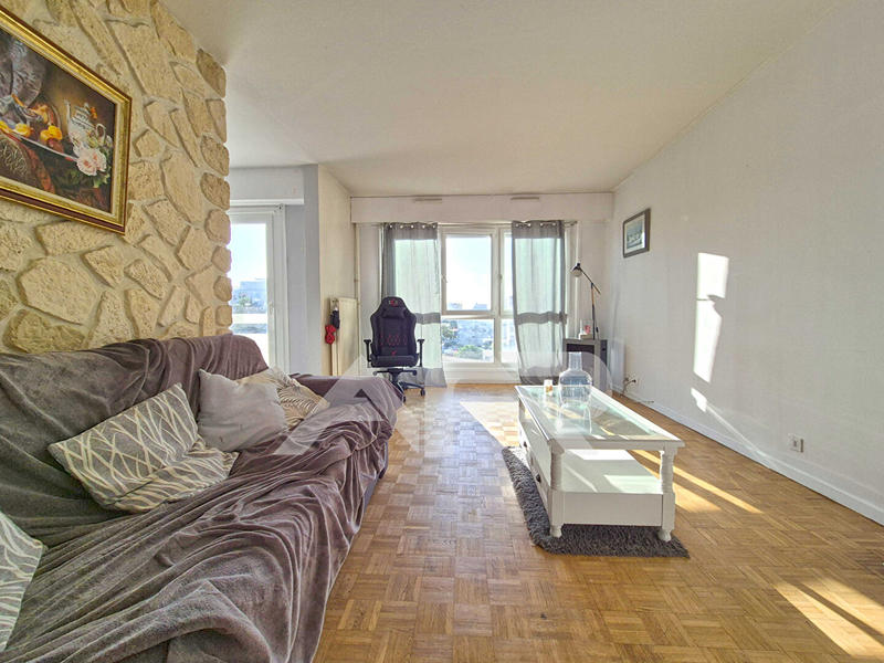 Appartement - 80 m² - 4 pièces