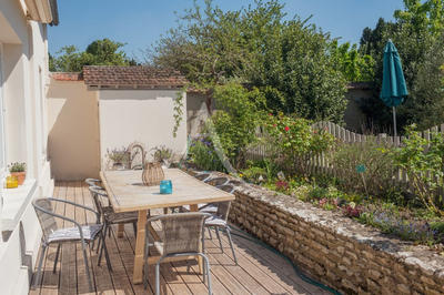 Maison - 334 m² - 12 pièces