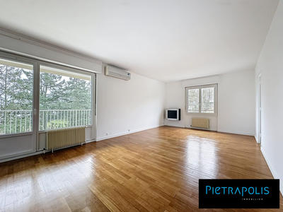 Appartement - 91 m² - 3 pièces