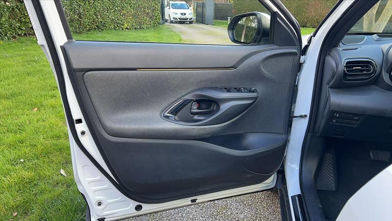 Toyota Yaris Cross 1.5 Vvti 116 Hybrid E-Cvt Trail