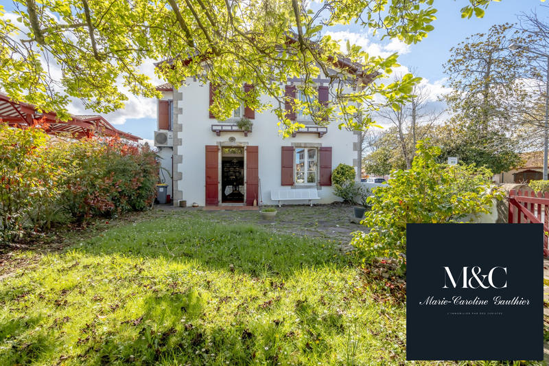 Appartement - 178 m² - 5 pièces