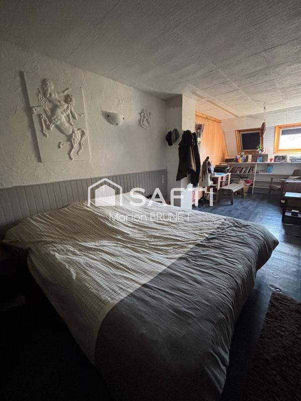 Maison - 175 m² - 9 pièces