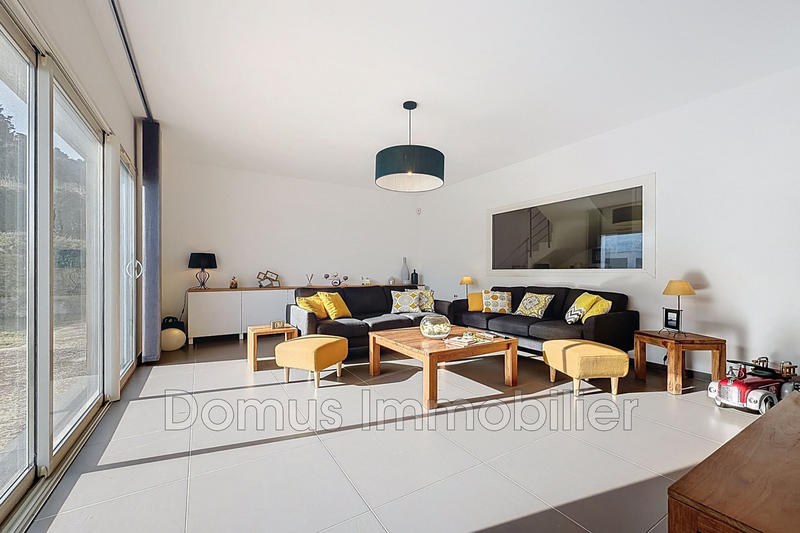 Maison - 165 m² - 7 pièces