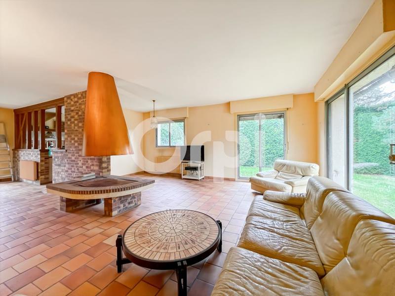 Maison - 140 m² - 5 pièces