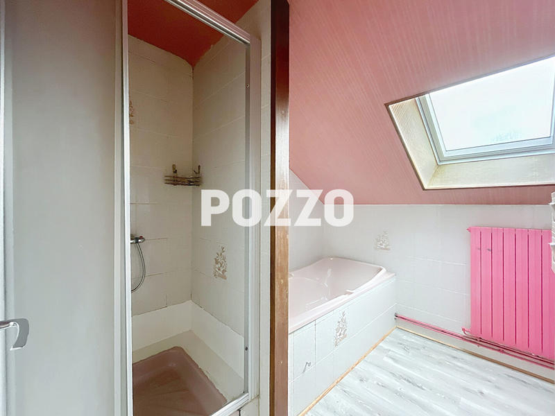 Maison - 136 m² - 8 pièces