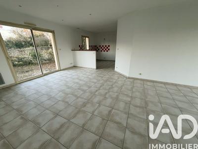 Maison - 89 m² - 5 pièces