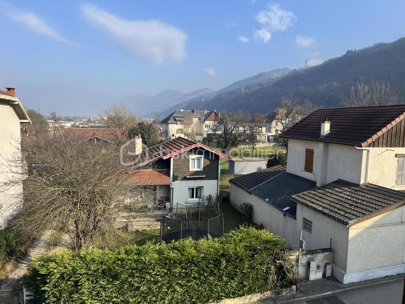 Appartement - 89 m² - 4 pièces