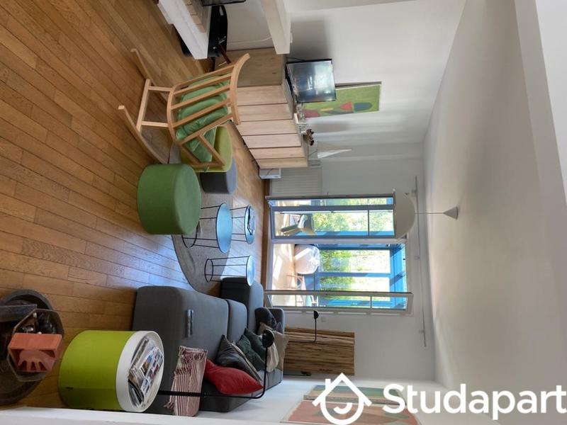 Chambre - 12 m² - 1 pièce