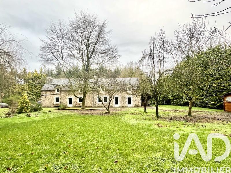 Maison - 160 m² - 9 pièces