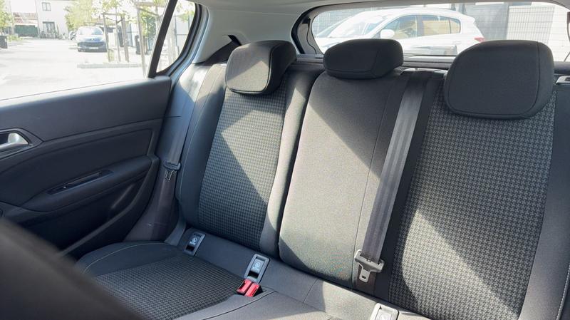 Peugeot 308 1.2 PureTech 110 Active Pack - Première main 5 places