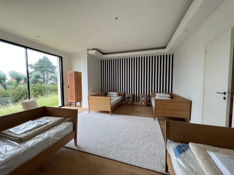 Villa - 392 m² - 14 pièces