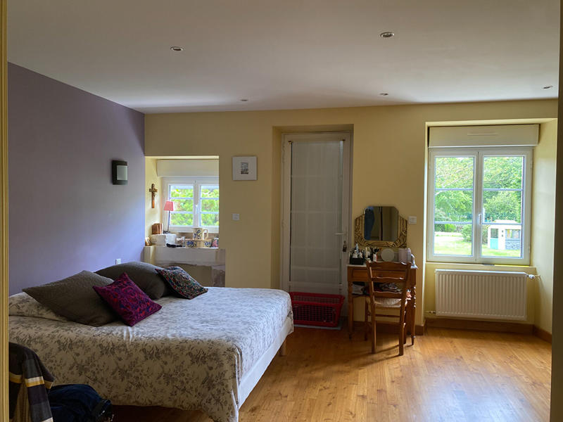 Maison - 250 m² - 8 pièces