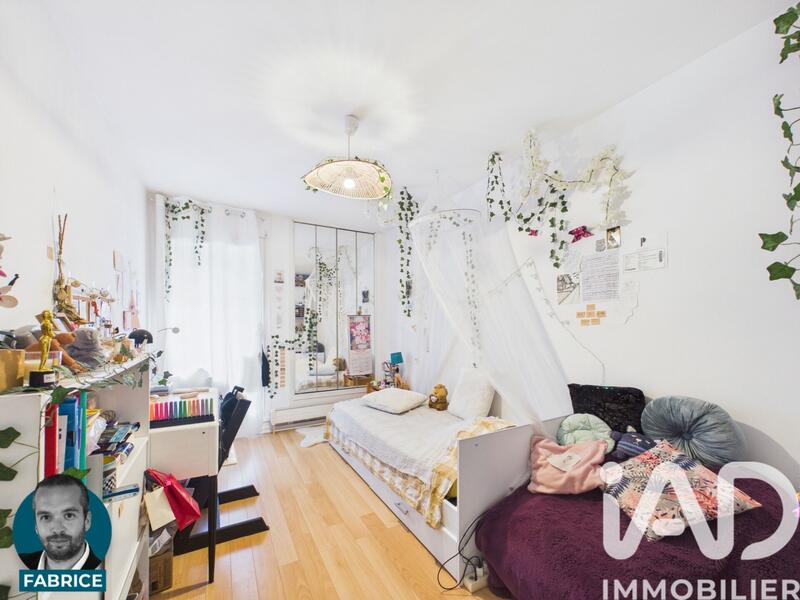 Appartement - 95 m² - 4 pièces