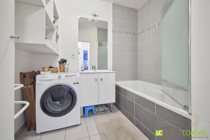 Appartement - 99 m² - 5 pièces