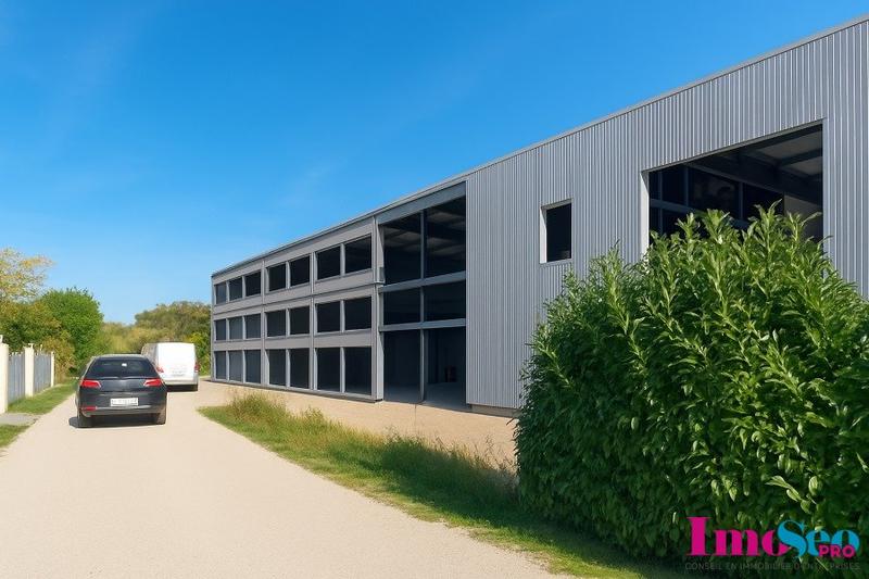 Local d'activité / Entrepôt - 438 m²
