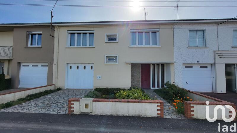 Maison - 93 m² - 5 pièces