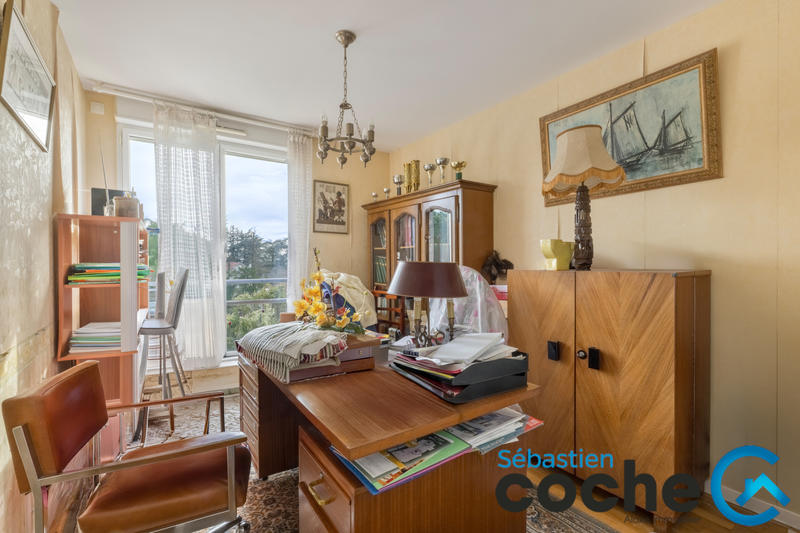 Appartement - 143 m² - 6 pièces