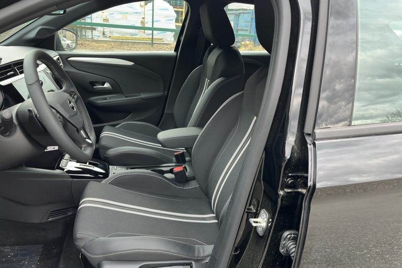 Opel Corsa Hybrid 110 E-Dct6 Gs Pk c