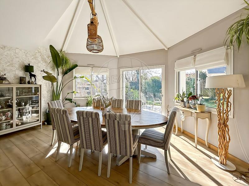 Maison d'architecte - 172 m² - 7 pièces