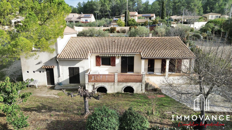 Maison - 135 m² - 6 pièces