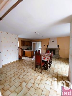Maison - 95 m² - 5 pièces