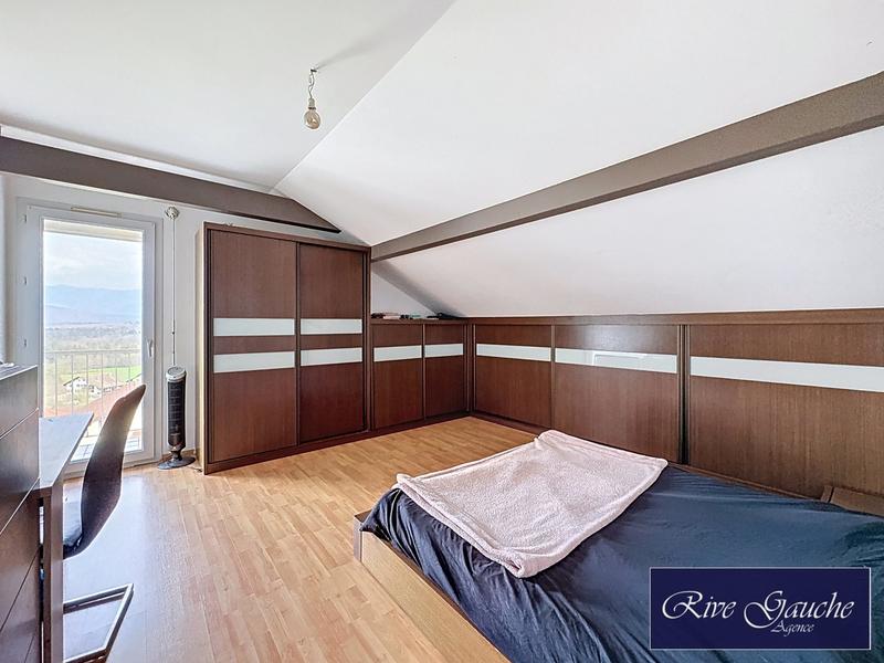 Maison - 156 m² - 6 pièces