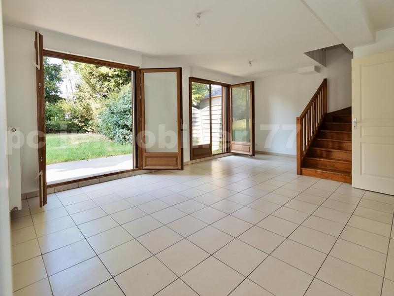 Maison de bois - 98 m² - 6 pièces