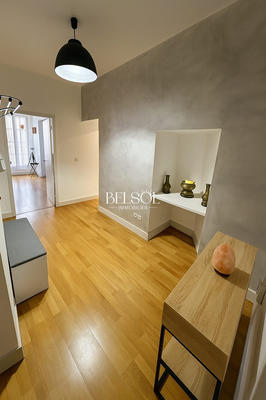 Appartement - 97 m² - 3 pièces
