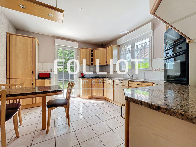 Maison - 122 m² - 5 pièces