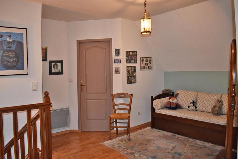 Maison - 201 m² - 5 pièces