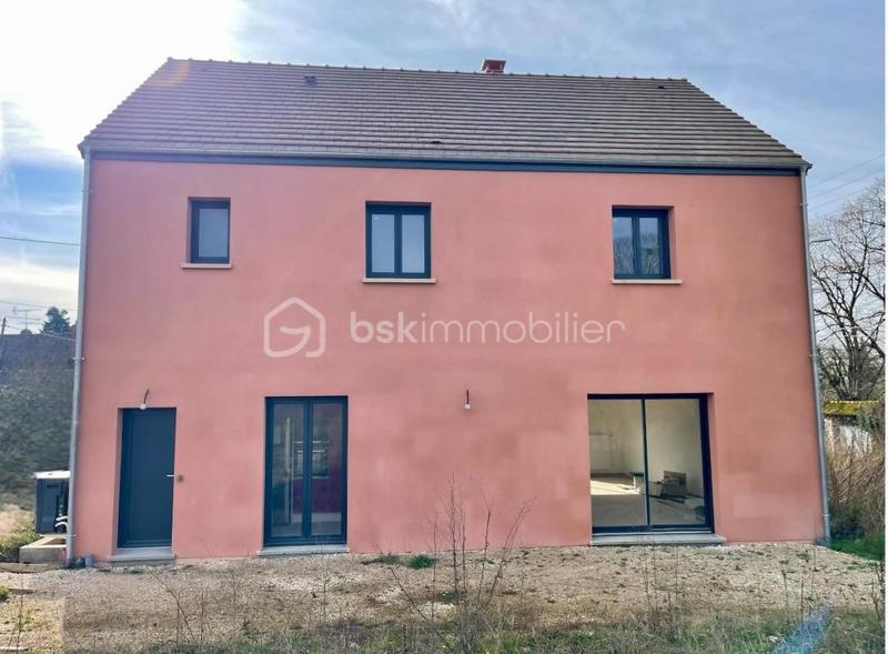 Maison - 148 m² - 6 pièces