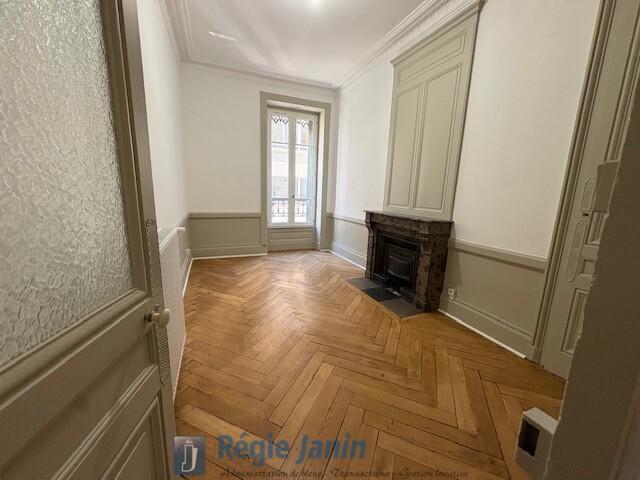 Appartement - 86 m² - 3 pièces