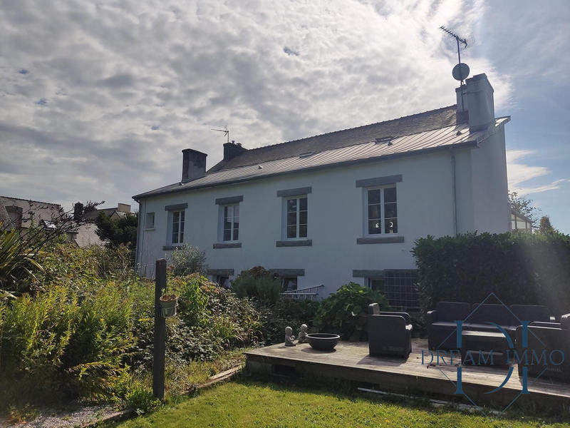 Maison - 139 m² - 6 pièces