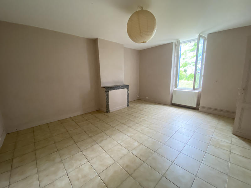 Maison - 159 m² - 5 pièces