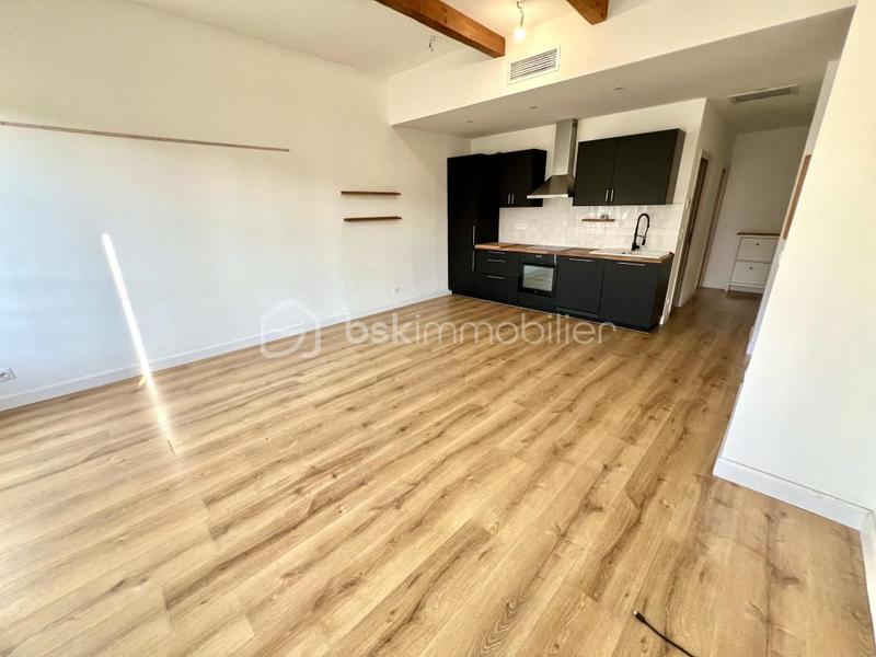 Appartement - 80 m² - 4 pièces